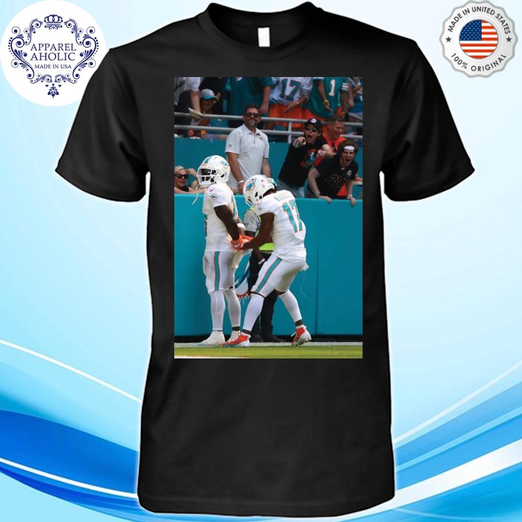 Tyreek Hill’s Handcuff Td Celebration Shirt